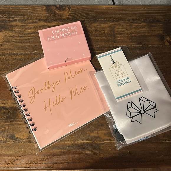 Ring Box Accessories - ⭐️SOLD⭐️ NWT Bridal Bundle
